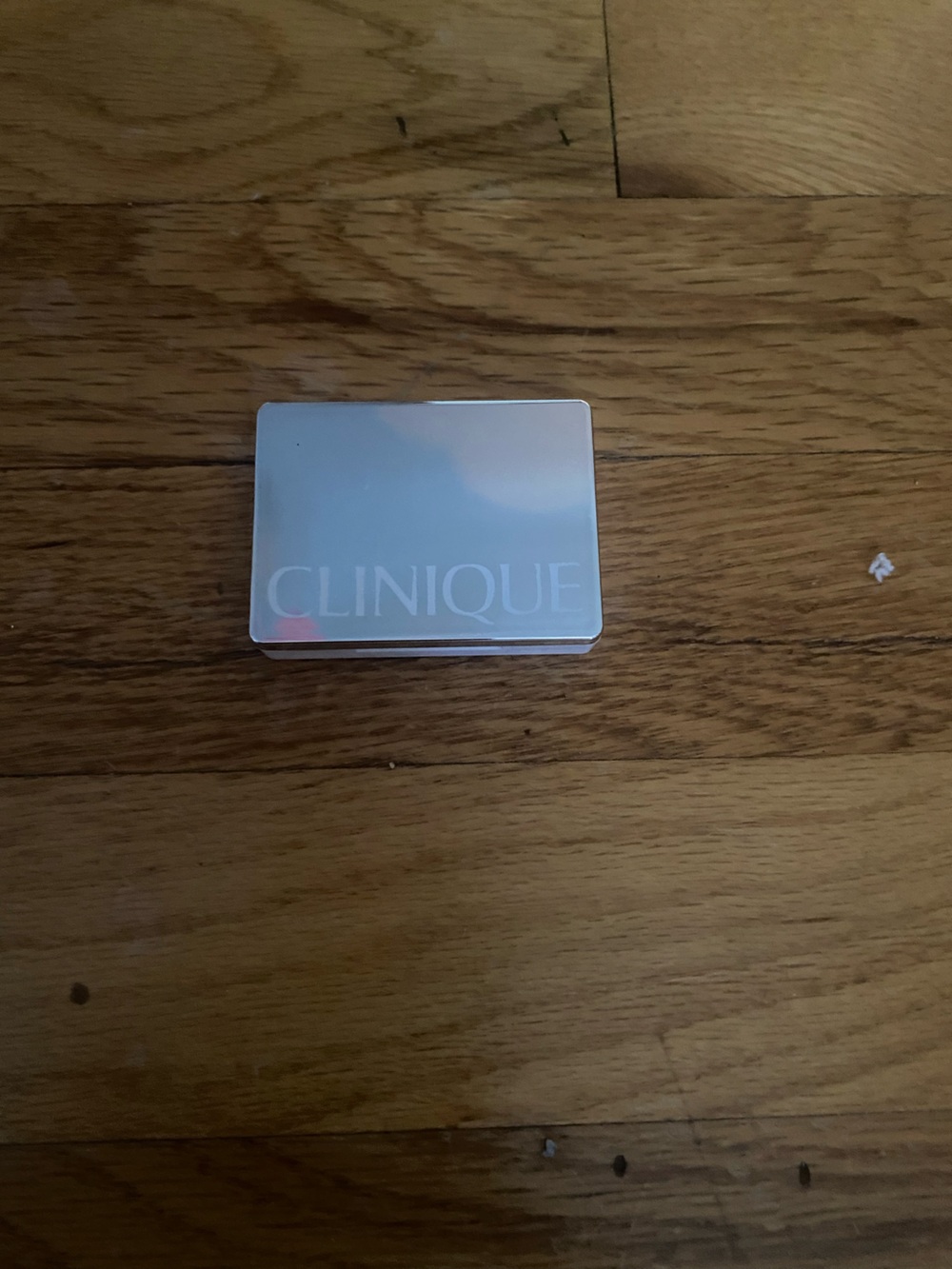 Clinique Reflective Silver Compact Mirror Case eyeshadow